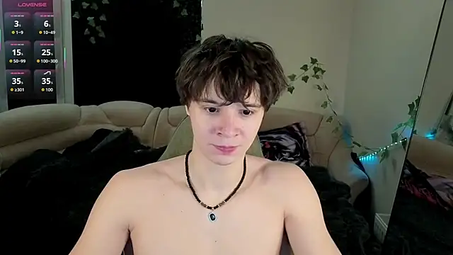Snapshot of AnthonyCuutie chatting on 05/02/26, 05:56 AnthonyCuutie online show from 05/02/26, 05:56