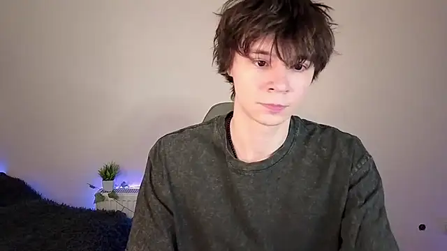 Snapshot of AnthonyCuutie chatting on 06/15/26, 07:54 AnthonyCuutie online show from 06/15/26, 07:54