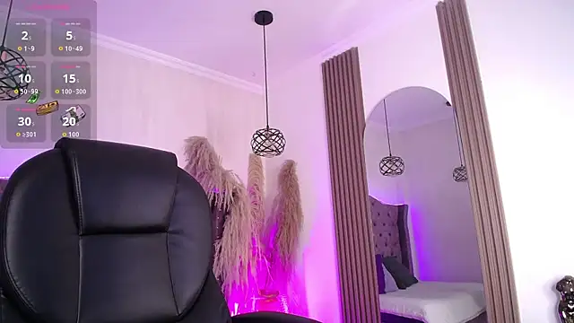 Amara Davis1 online show from 06/09/26, 04:35