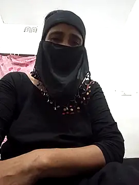 Snapshot of Ara_mery1 chatting on 02/27/26, 08:42 Ara mery1 online show from 02/27/26, 08:42