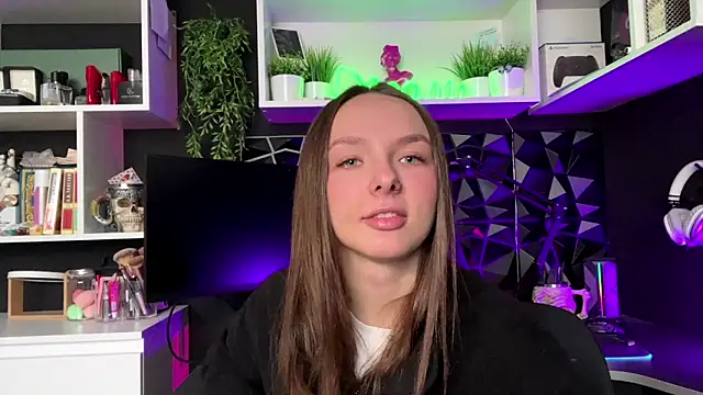 Snapshot of ClydeStiliner chatting on 03/03/26, 09:15 ClydeStiliner online show from 03/03/26, 09:15