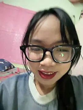 Snapshot of Leeeeiu chatting on 06/30/26, 03:24 Leeeeiu online show from 06/30/26, 03:24