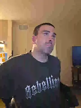 Snapshot of Biggbaddwulf7 chatting on 05/13/26, 10:34 Biggbaddwulf7 online show from 05/13/26, 10:34
