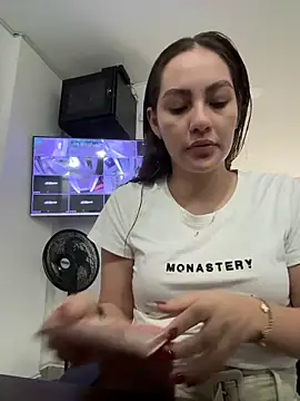 Megaan Rousee online show from 04/10/26, 11:15