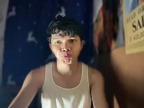 petiteasianxxx online show from 04/23/26, 03:47