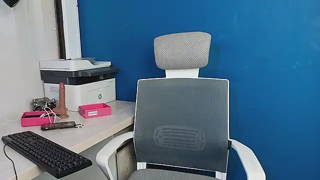 Terra  Rouse  online show from 03/18/26, 12:19