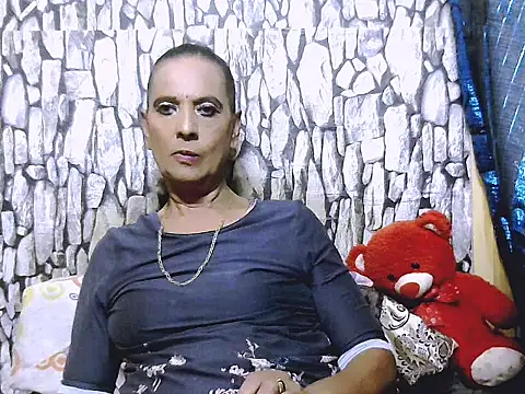 Hot queen58 online show from 04/21/26, 03:17