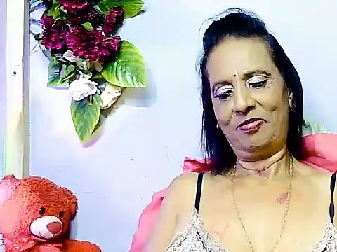 Hot queen58 online show from 06/07/26, 05:49