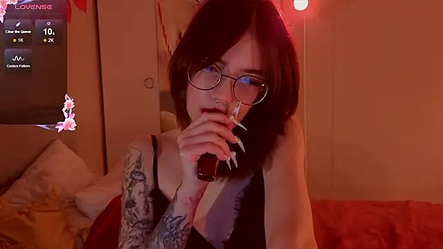 Marika Degas online show from 03/06/26, 01:40