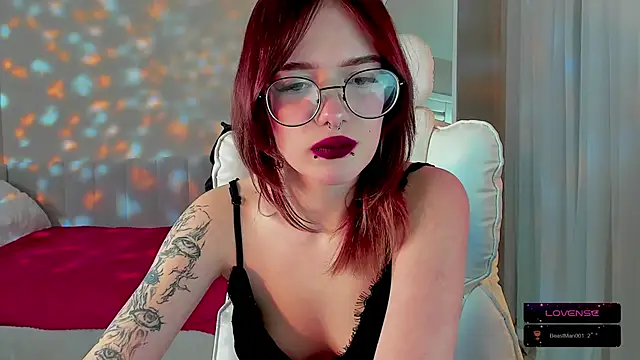 Marika Degas online show from 03/10/26, 12:54