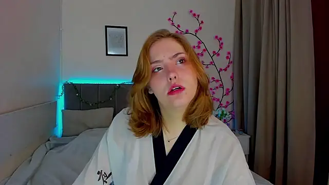 DellaRows online show from 03/06/26, 06:43