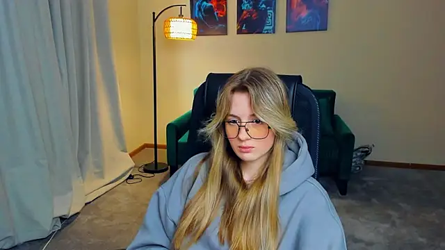 DortheaHupy online show from 02/28/26, 07:09