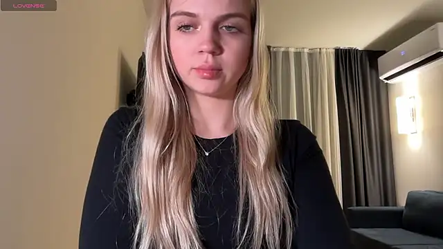 AlexaDeviliciouss online show from 03/18/26, 08:34