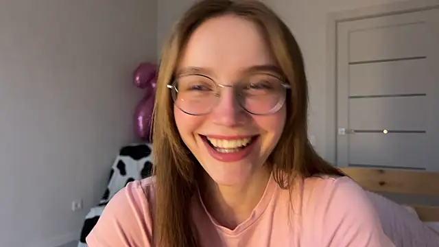 Lolatatee online show from 03/31/26, 04:02