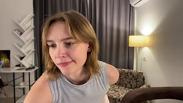 Lolatatee online show from 05/11/26, 04:04