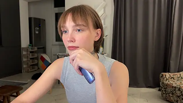 Lolatatee online show from 05/26/26, 05:09