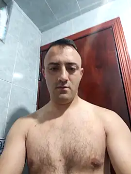 Snapshot of RaphandLey chatting on 03/01/26, 02:46 RaphandLey online show from 03/01/26, 02:46