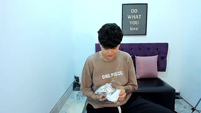 TomBoy Natali online show from 03/20/26, 01:16