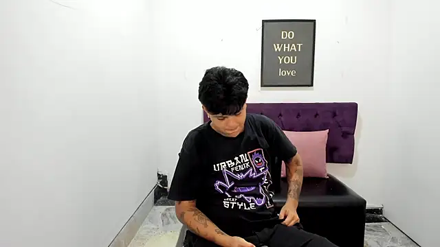 TomBoy Natali online show from 04/14/26, 06:36