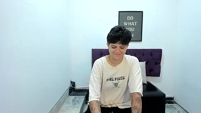 TomBoy Natali online show from 04/22/26, 06:31