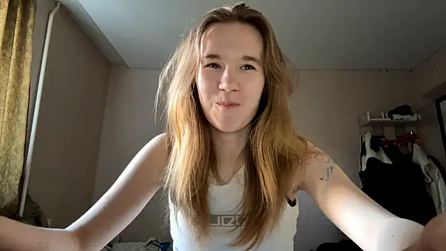 LeomaJee online show from 05/18/26, 02:23