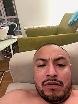 alexandeerr1986 online show from 04/21/26, 11:29
