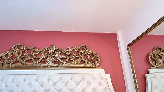 AllyRoux online show from 05/19/26, 02:12