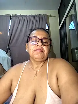 Roxy 77 online show from 03/08/26, 11:25