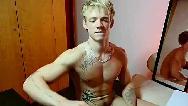 Snapshot of alexbarczukxxx chatting on 06/03/26, 10:37 alexbarczukxxx online show from 06/03/26, 10:37