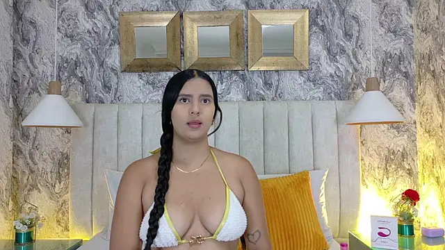 AnitaMore  online show from 04/20/26, 11:35