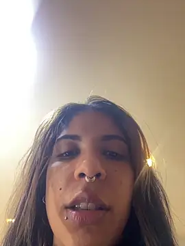 VioletaHills  online show from 04/23/26, 12:40