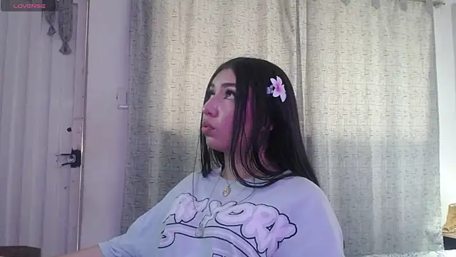 eilen pink online show from 04/22/26, 09:16