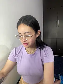 Anni Rose online show from 04/04/26, 09:18