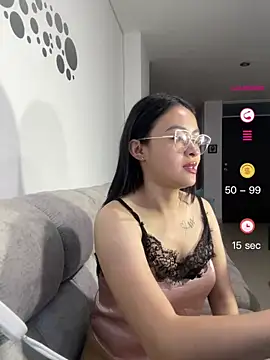 Anni Rose online show from 04/23/26, 10:47