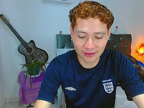  Santi2 online show from 04/18/26, 03:43