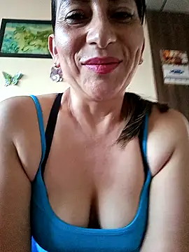 Lucia Rios online show from 03/19/26, 10:47