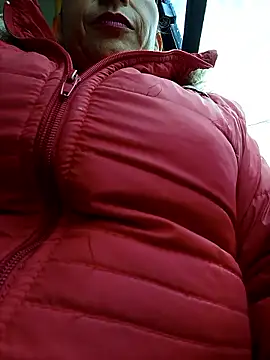 Lucia Rios online show from 04/02/26, 11:41