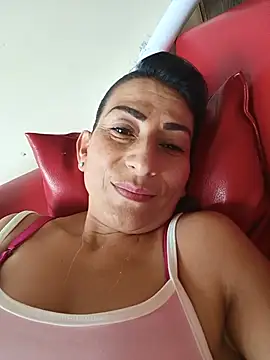Lucia Rios online show from 05/24/26, 09:53