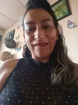 Lucia Rios online show from 06/05/26, 10:37