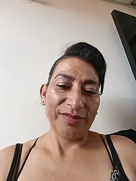 Lucia Rios online show from 06/16/26, 10:01