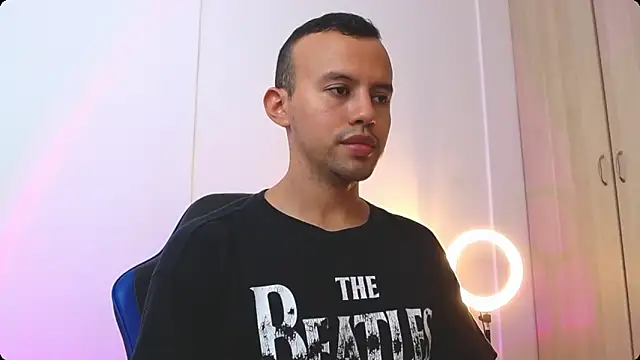 Damian Wish online show from 03/08/26, 01:14