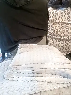 p13guy42 online show from 04/26/26, 06:16