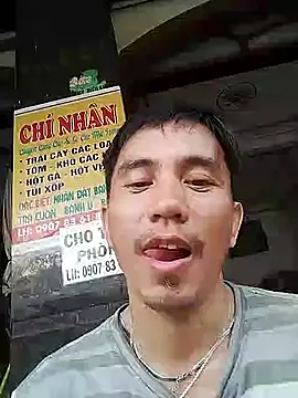 Snapshot of traiwe06 chatting on 06/10/26, 01:17 traiwe06 online show from 06/10/26, 01:17
