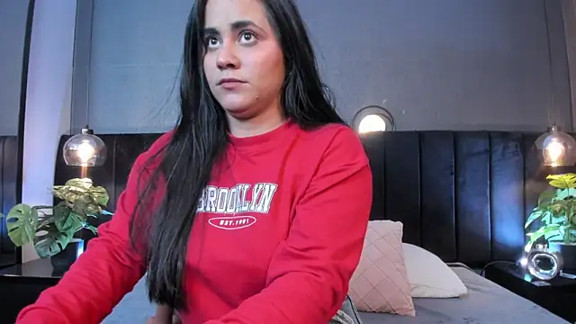 alejandra  garcia online show from 04/22/26, 03:20