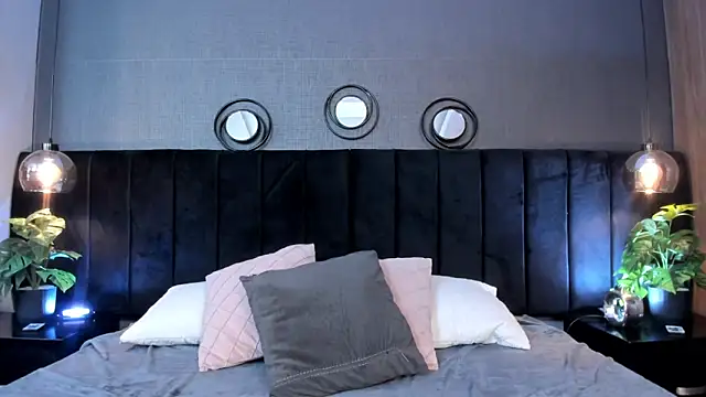 alejandra  garcia online show from 04/24/26, 03:20