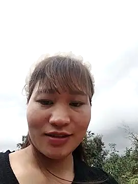 Snapshot of Lilinn_ chatting on 02/28/26, 04:13 Lilinn online show from 02/28/26, 04:13