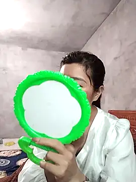 Lilinn  online show from 04/03/26, 11:58