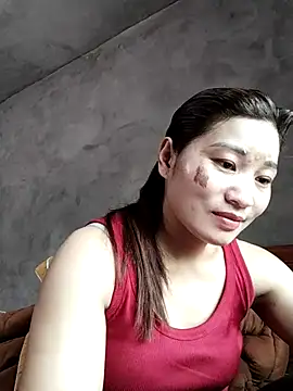 Lilinn  online show from 04/06/26, 04:46