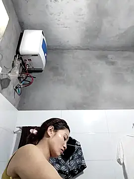 Lilinn  online show from 04/21/26, 04:41