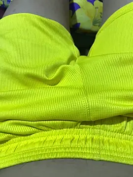 Snapshot of hoang15075 chatting on 03/01/26, 01:02 hoang15075 online show from 03/01/26, 01:02